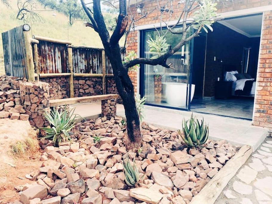 Rocky Road Mountain Lodge Pretoria Bagian luar foto